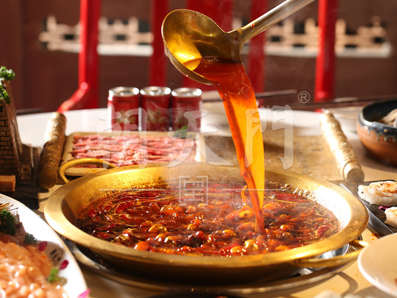 恪守本真、匠心傳承：朝天門(mén)火鍋制作技藝入選“非遺”