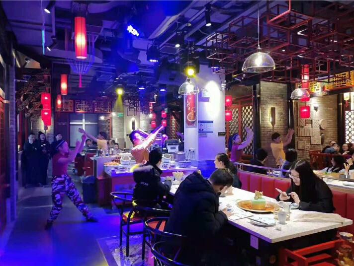 成都好吃的火鍋店推薦，這家確實(shí)霸道！