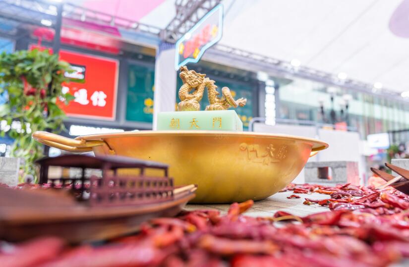 特色火鍋店的裝修應(yīng)遵循哪些原理？