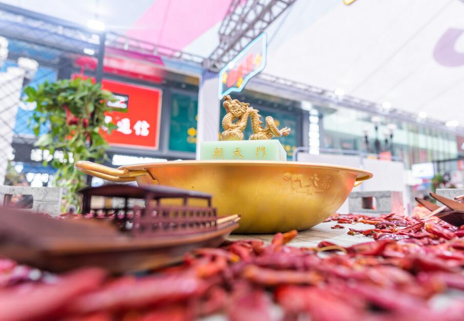 棗莊開火鍋加盟店怎樣經(jīng)營(yíng)才能盈利？