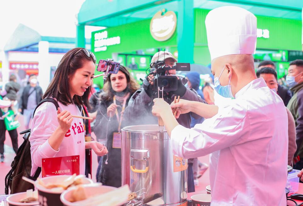 冬天的火鍋市場有多好？看完后悔沒早開店！