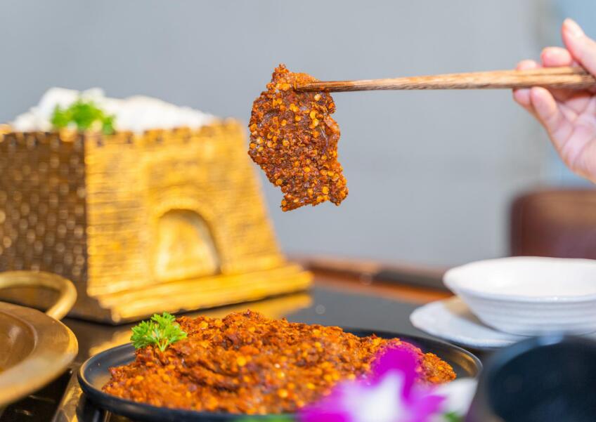 火鍋店這樣裝修，看起來雅致又大氣！