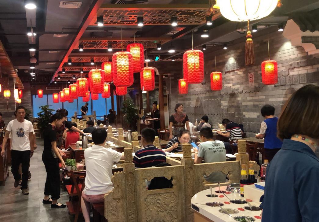 疫情期間門店生意冷清？看看這家火鍋店是怎么做的！