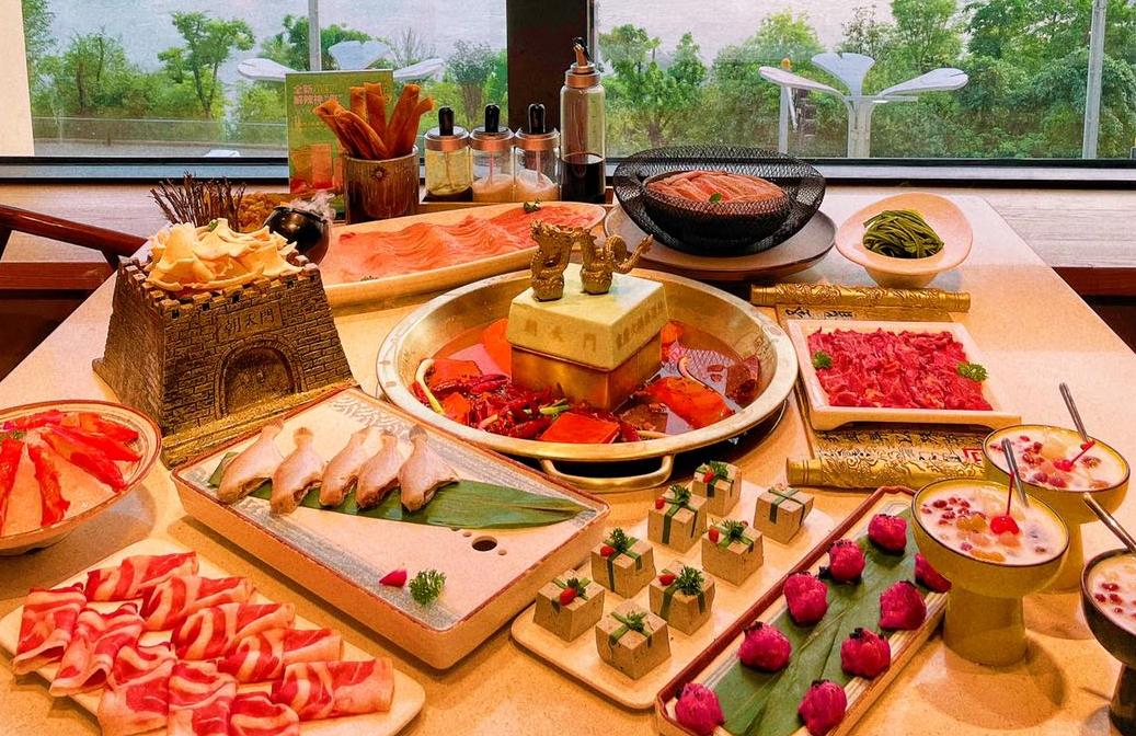 來重慶吃朝天門火鍋，享受舌尖上的非遺盛宴！