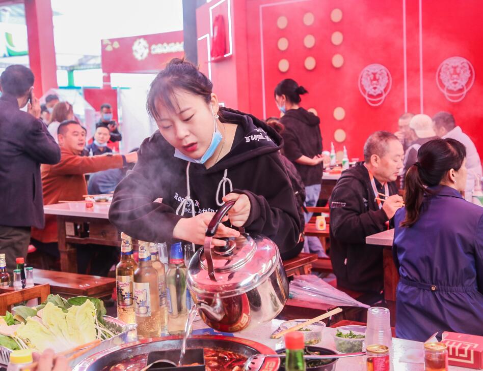 開火鍋加盟店，前期做好這三步輕松贏得回頭客！