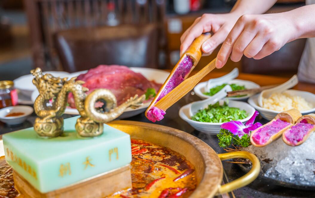 火鍋未來發(fā)展趨勢，開一家火鍋店，這幾點要知道！