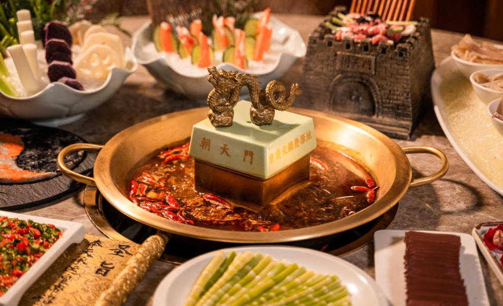 又到了吃春筍的季節(jié)，火鍋竹筍，美味養(yǎng)生！