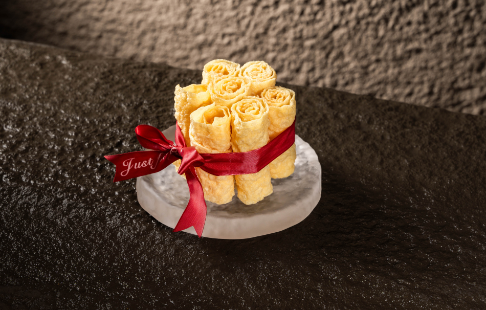 火鍋菜品，牛肥牛配上響鈴卷，讓們生意一下火了！